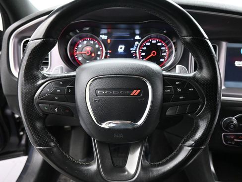 Used 2019 Dodge Charger R/T image 12