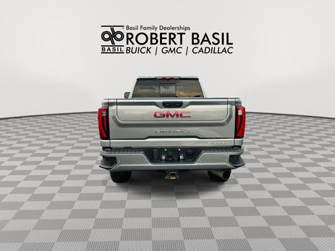 Used 2024 GMC Sierra 2500 Denali w/ Denali Reserve Package AWD/4WD image 7