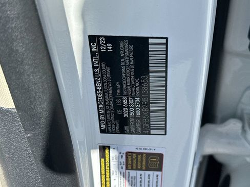Used 2024 Mercedes-Benz GLE 450 4MATIC image 37