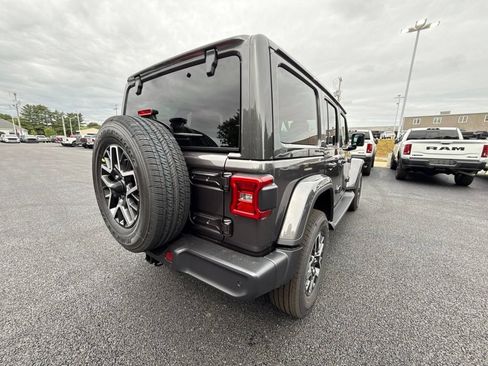 New 2027 Jeep Wrangler Unlimited Sahara AWD/4WD image 5