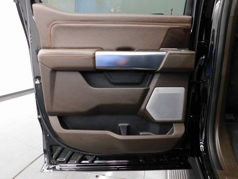 Used 2025 Ford F250 King Ranch w/ FX4 Off-Road Package image 23