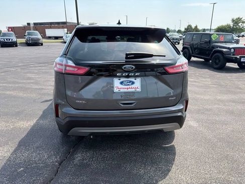 Used 2024 Ford Edge SEL w/ Convenience Package AWD/4WD image 4