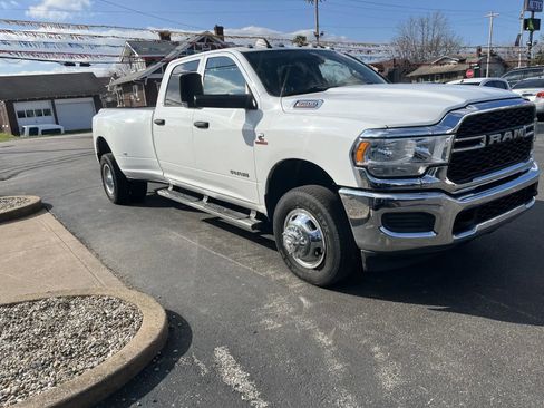 Used 2020 RAM 3500 Tradesman image 4