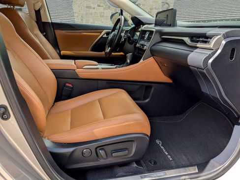 Certified 2021 Lexus RX 350L FWD w/ Premium Package image 23