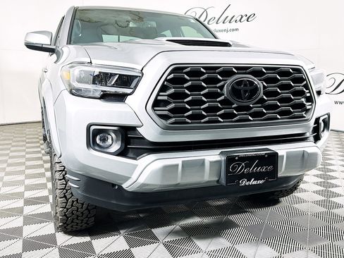 Used 2023 Toyota Tacoma TRD Sport image 30