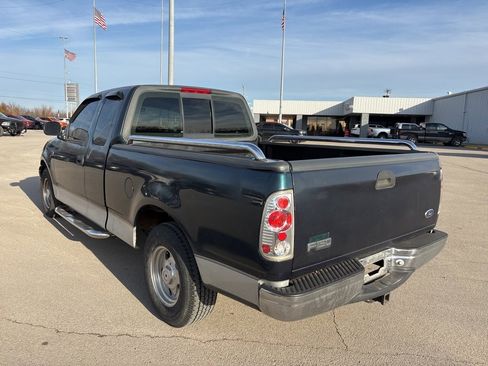 Used 1999 Ford F150 XLT image 4
