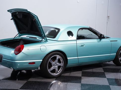 Used 2002 Ford Thunderbird image 39