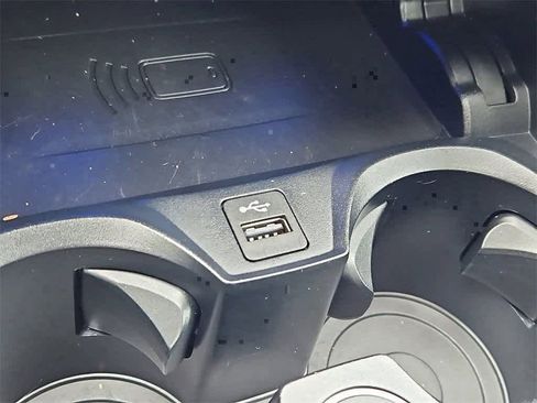 Used 2022 BMW M4 Competition w/ Executive Package image 19