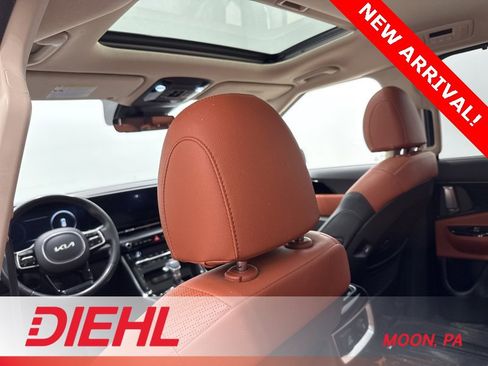 Used 2024 Kia Carnival SX Prestige image 20