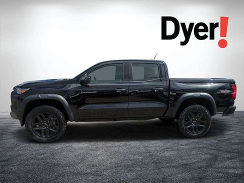 Used 2025 Chevrolet Colorado Trail Boss AWD/4WD image 7
