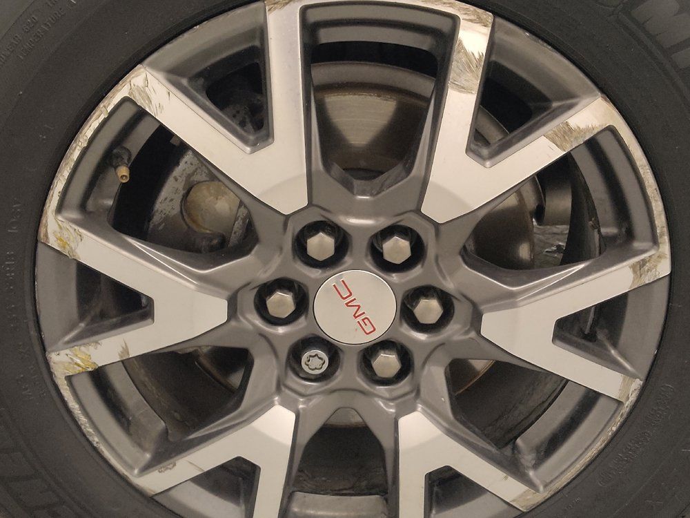 Used 2020 GMC Acadia SLE FWD image 31