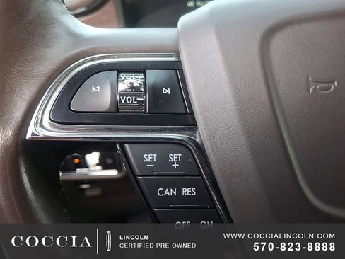 Certified 2022 Lincoln Nautilus Reserve image 22