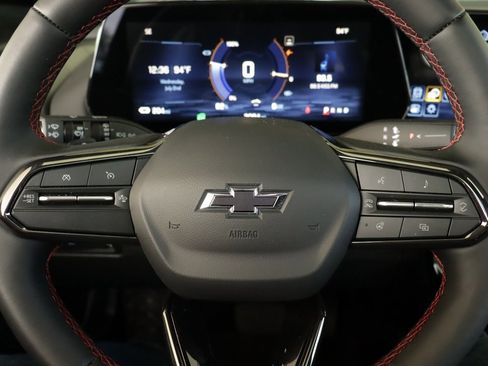 Used 2025 Chevrolet Equinox EV RS image 11