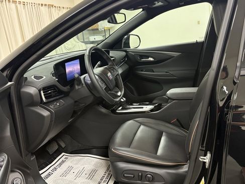 Used 2024 Buick Envista Avenir image 9