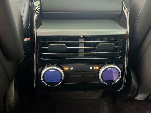 Certified 2024 Land Rover Range Rover Sport Dynamic SE image 27