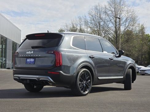 Used 2022 Kia Telluride SX w/ Towing Package FWD image 15