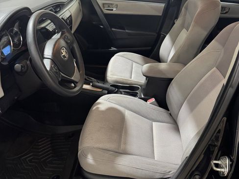 Used 2014 Toyota Corolla LE image 5