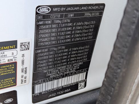 Used 2018 Land Rover Range Rover Sport HSE AWD/4WD image 42