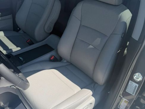 Used 2022 Honda Ridgeline RTL image 8
