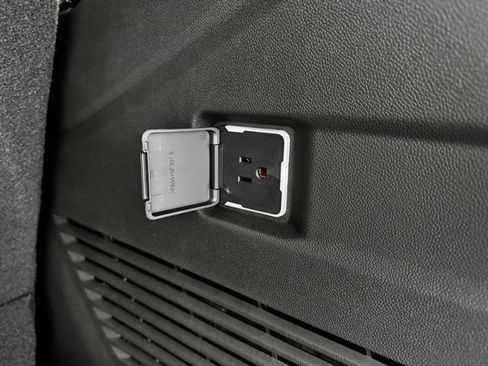 New 2026 Chevrolet Tahoe LS w/ Max Trailering Package image 38