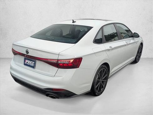 Used 2025 Volkswagen Jetta GLI Autobahn image 5