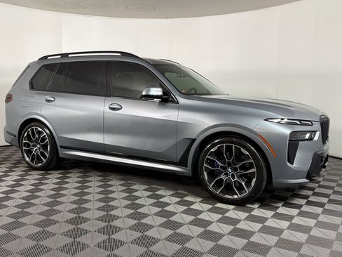 Used 2025 BMW X7 xDrive40i w/ Executive Package AWD/4WD image 6