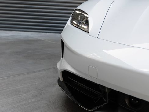 New 2026 Porsche Taycan GTS AWD/4WD image 40