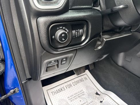 Used 2019 RAM 1500 Big Horn AWD/4WD image 33