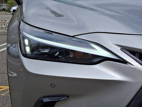 Used 2025 Lexus NX 350 AWD w/ Accessory Package (2T) image 9