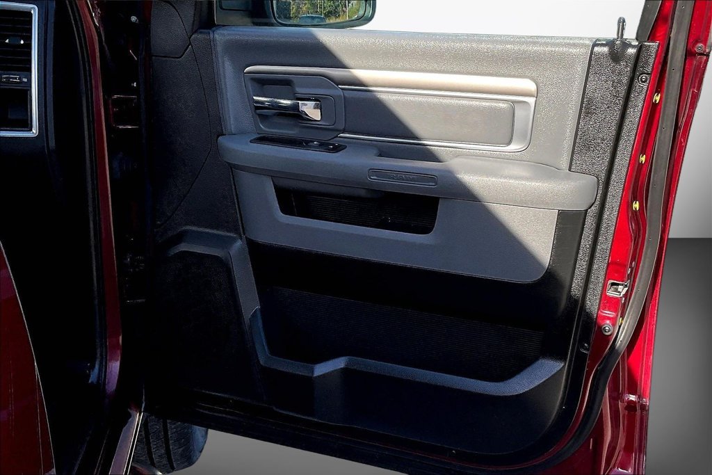 Used 2018 RAM 1500 Big Horn AWD/4WD image 28