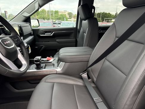 New 2026 GMC Sierra 1500 SLT w/ SLT Premium Plus Package AWD/4WD image 4