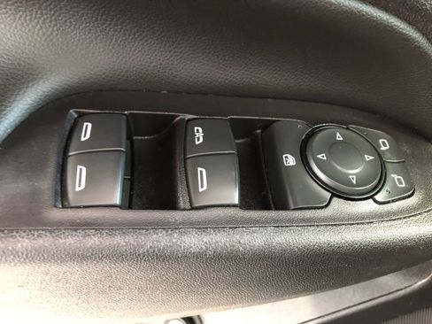 Used 2019 Chevrolet Equinox LT image 38