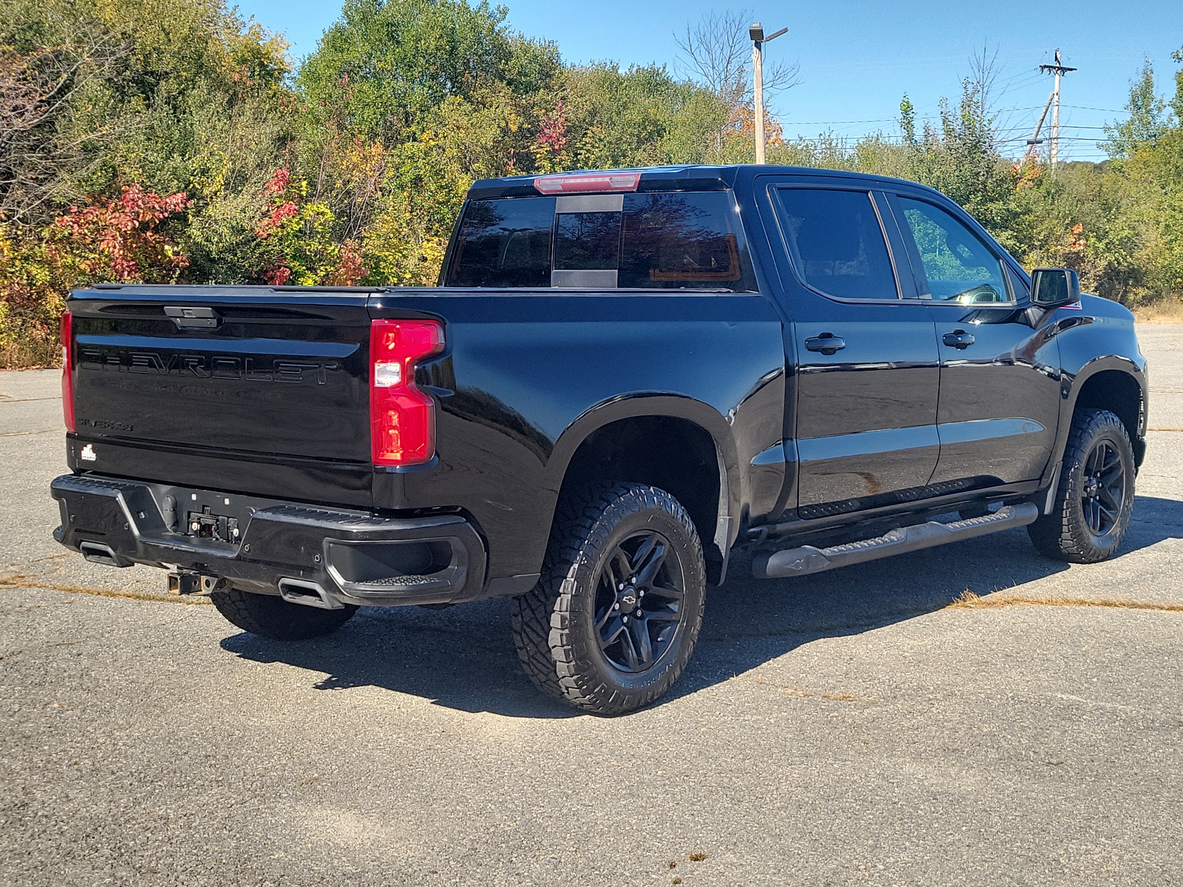 Used 2021 Chevrolet Silverado 1500 LT Trail Boss w/ Convenience Package II AWD/4WD image 5