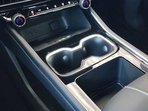 New 2026 Chevrolet Traverse LT w/ Enhanced Driving Package image 29