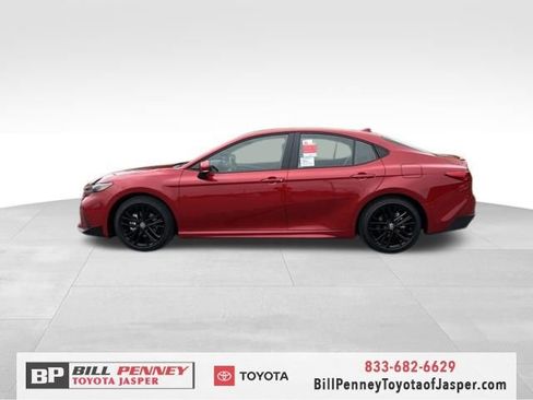 New 2026 Toyota Camry SE image 2