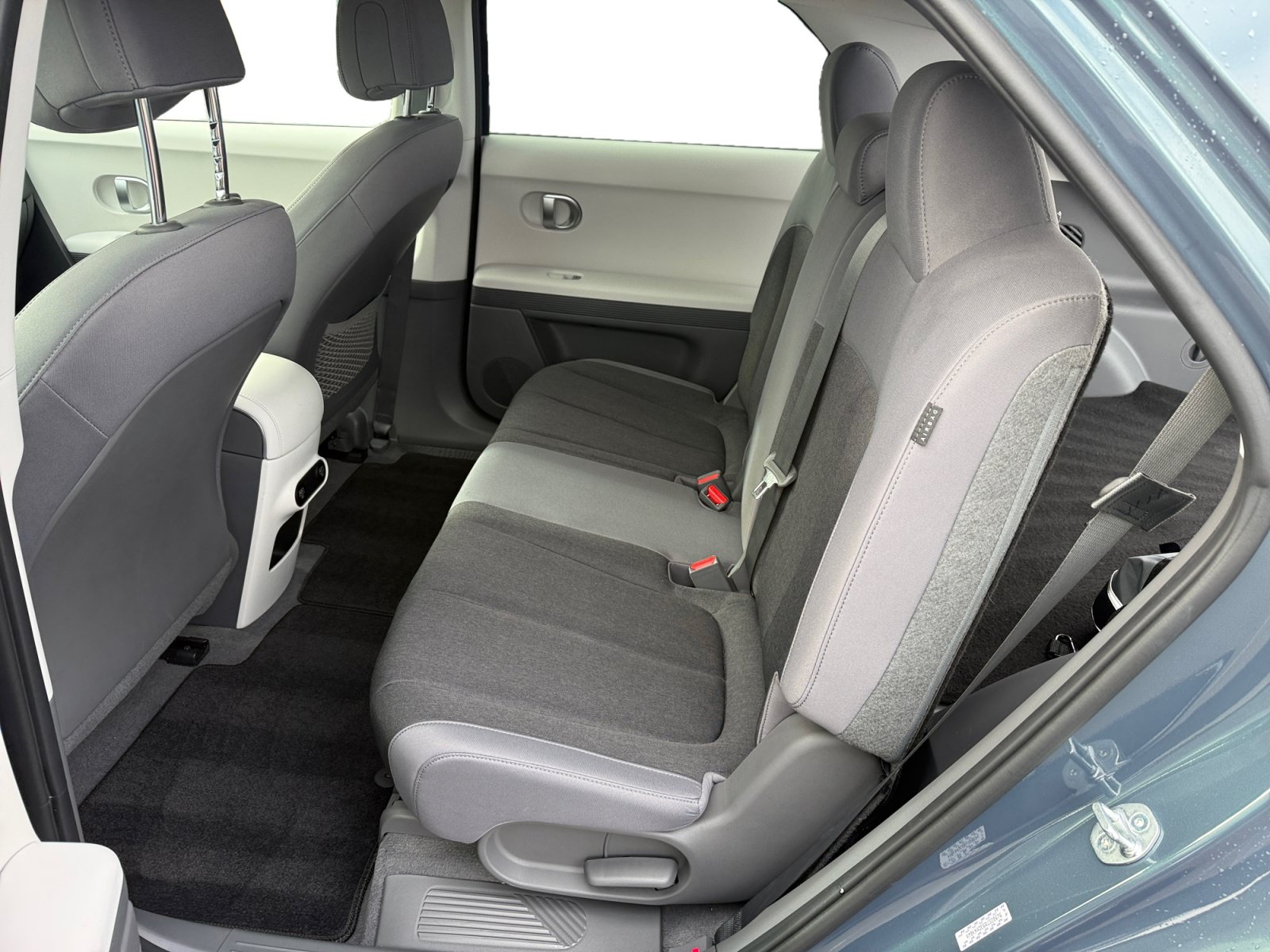 Used 2024 Hyundai Ioniq 5 SEL RWD image 16