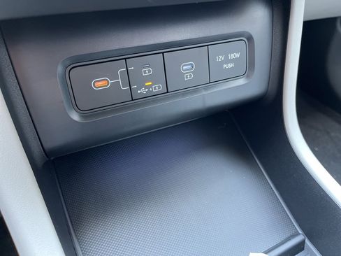 New 2025 Hyundai Tucson Limited image 21