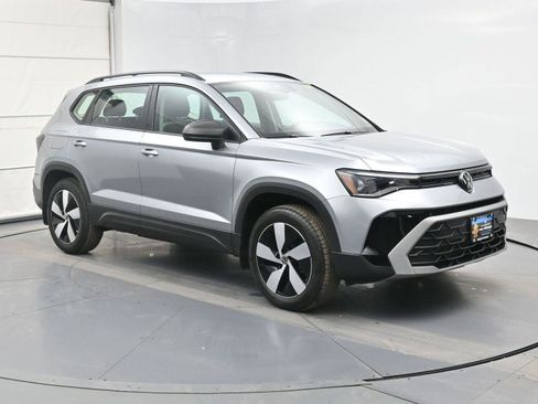 Certified 2025 Volkswagen Taos S w/ Taos Adventure Package (SXB) image 11