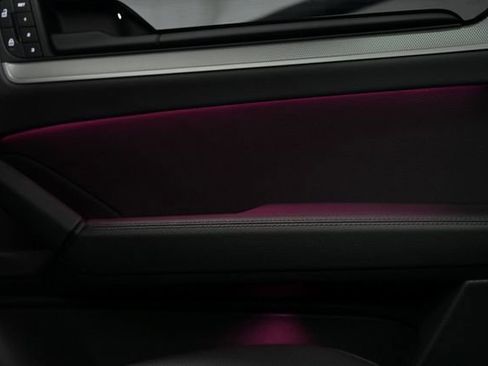 Used 2025 Porsche Cayenne S image 54