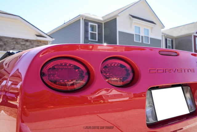 Used 1999 Chevrolet Corvette Convertible w/ Memory Pkg RWD image 97