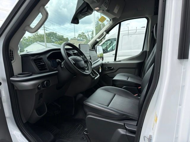 New 2026 Ford Transit 250 148 High Roof w/ Load Area Protection Package RWD image 7