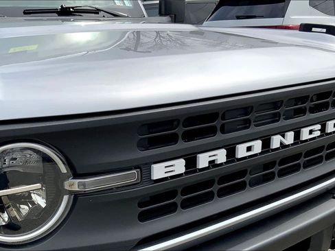 Used 2022 Ford Bronco Black Diamond AWD/4WD image 33
