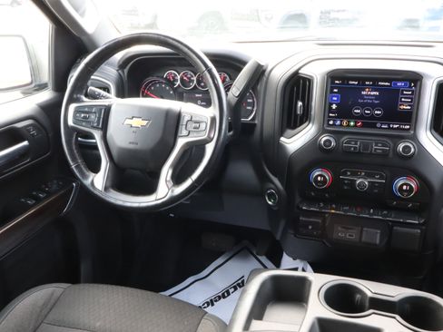 Used 2020 Chevrolet Silverado 1500 LT w/ All-Star Edition image 10