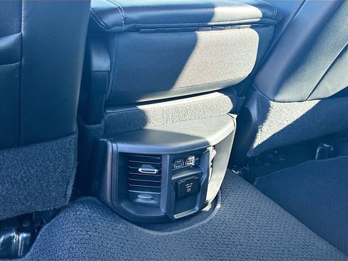 Used 2024 RAM 2500 Laramie image 28