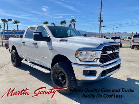 Used 2024 RAM 2500 Big Horn w/ Off Road Package AWD/4WD image 1