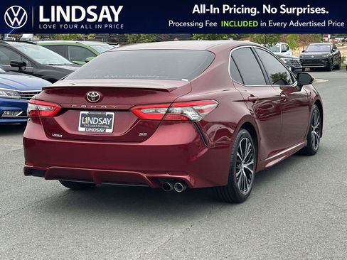 Used 2018 Toyota Camry SE w/ Moonroof Package FWD image 7