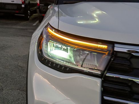 New 2026 Ford Explorer Active image 10