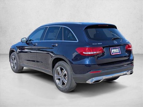 Used 2018 Mercedes-Benz GLC 300 4MATIC image 8