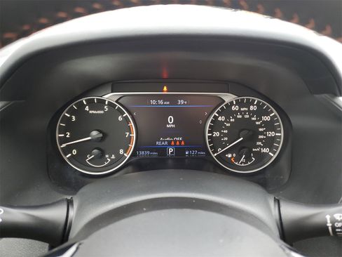 Used 2025 Nissan Altima 2.5 SR w/ SR Premium Package image 24