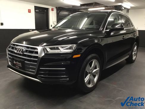 Used 2018 Audi Q5 2.0T Premium Plus w/ Premium Plus Package AWD/4WD image 5